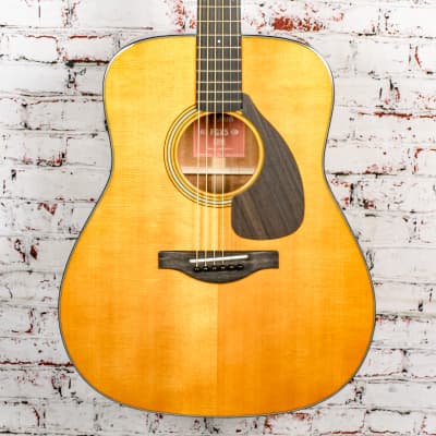 Mint Yamaha - Red Label FGX5 Gloss - Dreadnought Acoustic-Electric Guitar - Natural - w/ Hardshell Case