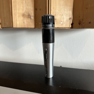 Shure SM57 Unidyne iii Made In USA Vintage | Reverb Canada Shure SM57 Unidyne iii Made In USA Vintage | Reverb Canada