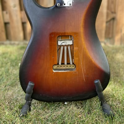 Fender American Standard Stratocaster with Rosewood Fretboard 2008 - 2016 - 3-Color Sunburst image 11