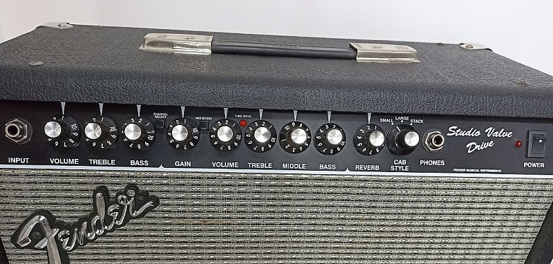 Fender Studio Valve Amplificador Guitarra Valvula Previo