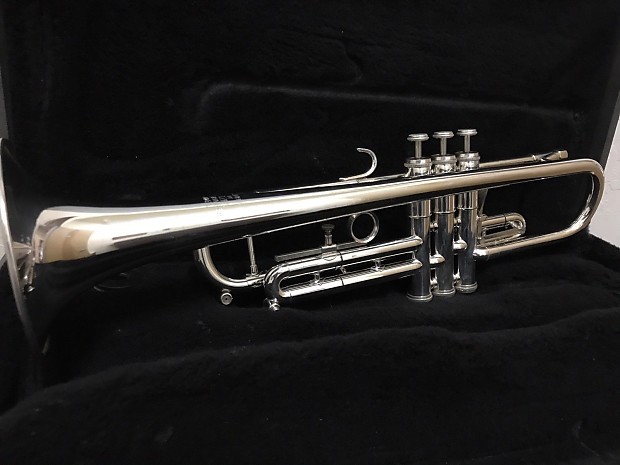Getzen Eterna Severinsen 900S トランペット s-l400.jpg