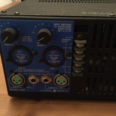 QSC 1200 Amplifier - Black image 4