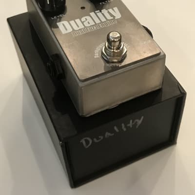 Darkglass Electronics Duality Dual Fuzz Engine V1