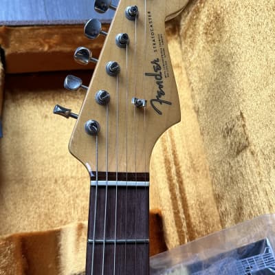 Fender Stratocaster 1963 NOS Sunburst Custom Shop Mint & Complete image 6