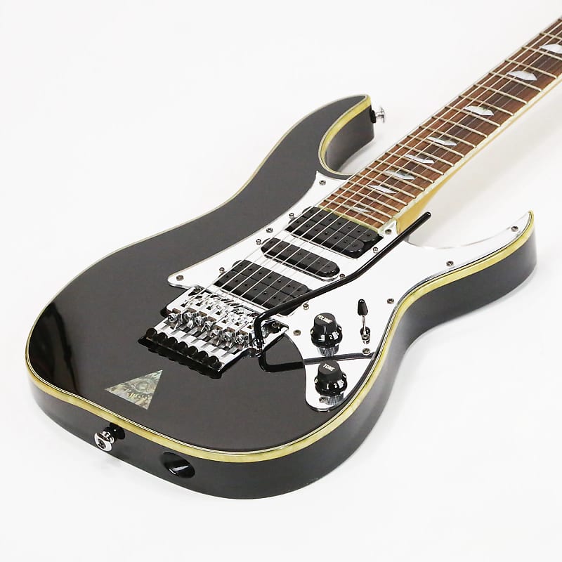 ibanez uv 777p steve vaiモデル Ibanez UV777P Steve Vai Signature Universe Black 1998