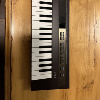 Yamaha Reface DX Mini Mobile Keyboard