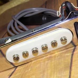 DeArmond 210 Acoustic Guitar Sound Hole Pickup 6 Adjustable Pole