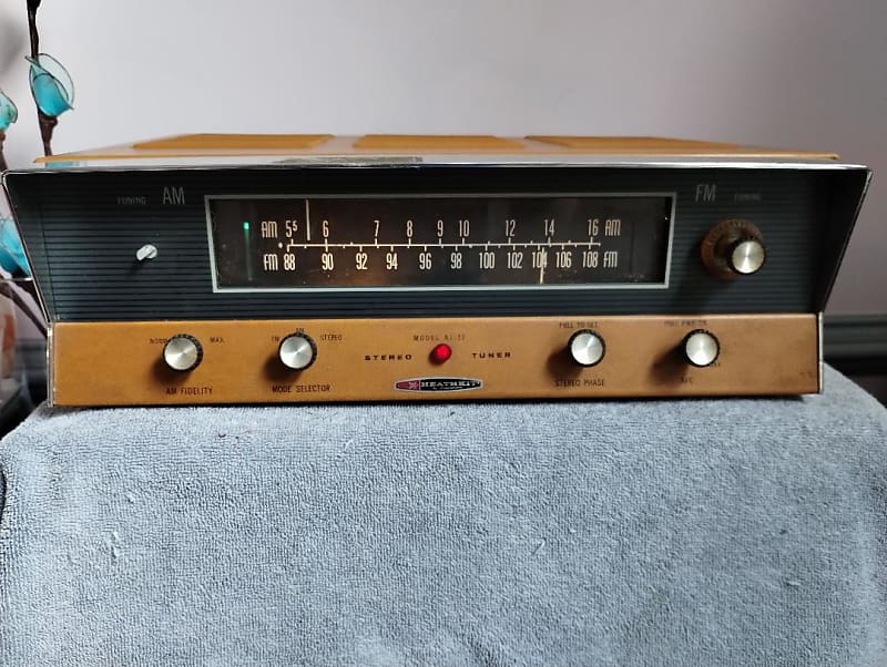 Heathkit AJ-32 tube tuner for parts or repair. - 1960&#039;s  			