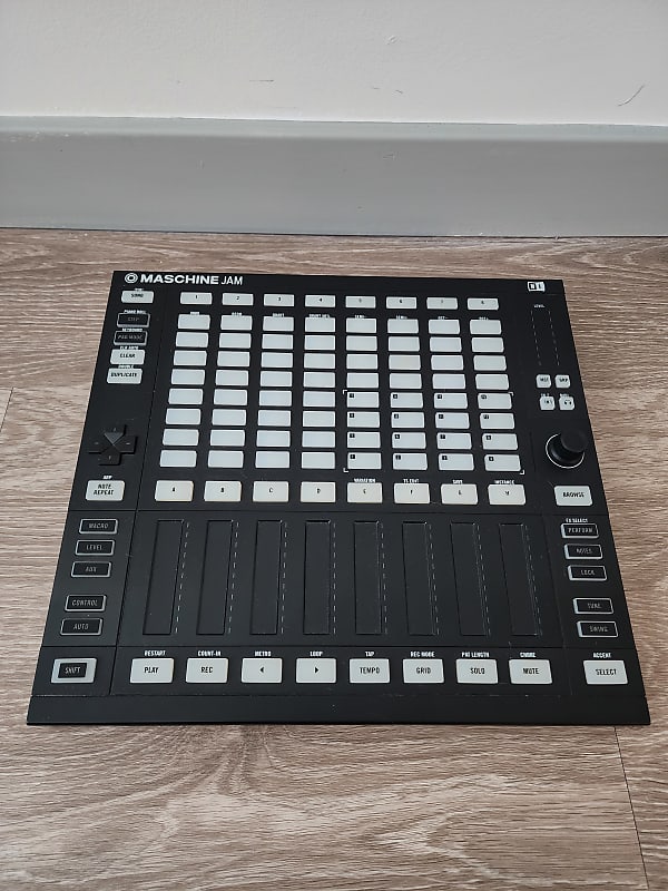 Native Instruments MASCHINE JAM Production & Sequencing Controller
