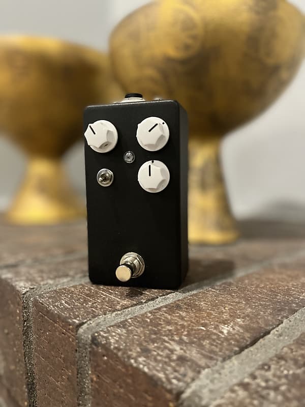 Haunting Mids clone（Mid Spirit - JHS Haunting Mids Clone