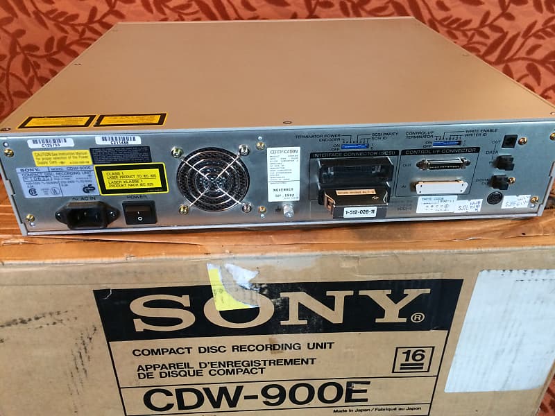 Sony CDW-900E CD Writer (Sonic Solutions and SADiE systems)