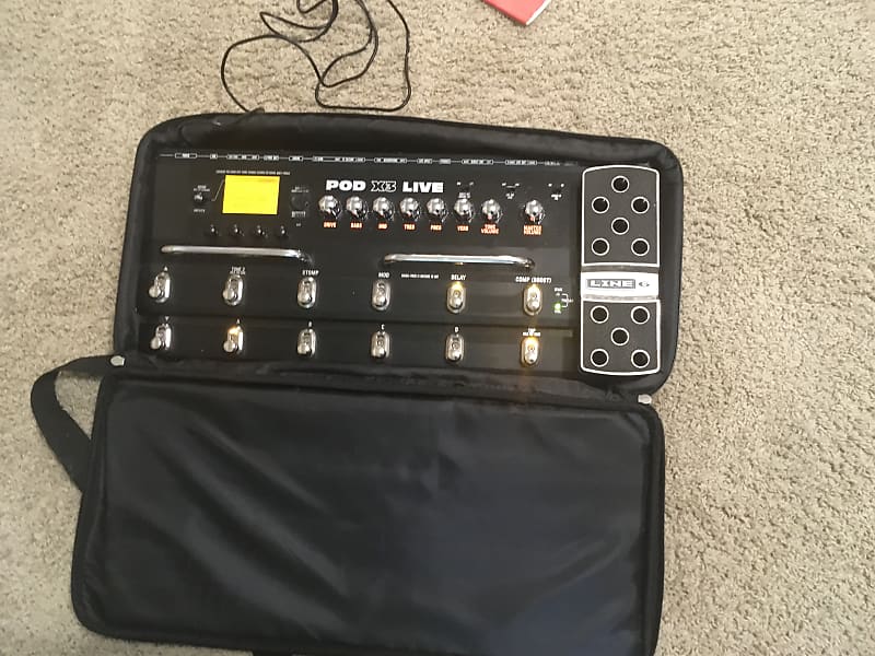 Line 6 POD X3 Live Guitar Multi-Effects Pedal with bag , manual