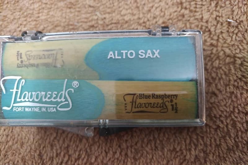 Flavoreeds Alto Sax reeds Strength = 1.5 / Blue Reverb UK