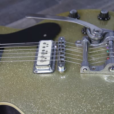 DeArmond M75 Chamagne Sparkle Jazz Guitar Hard case! image 12