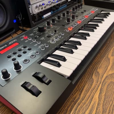 Roland JD-Xi Analog/Digital Synthesizer with Vocoder image 2