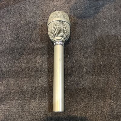 Electro-Voice PL11 Supercardioid Dynamic Microphone