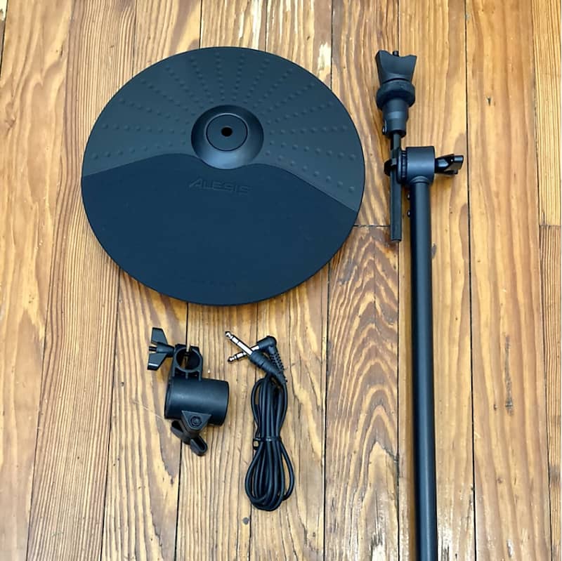 Alesis nitro hot sale crash cymbal