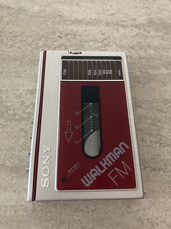 Sony Walkman Fm Cassette Player WM-F10 1980s Silver/Red