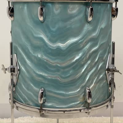 Gretsch 20/12/14/5.5x14" Progressive Jazz Round Badge Drum Set -  60's Aqua Satin Flame image 21