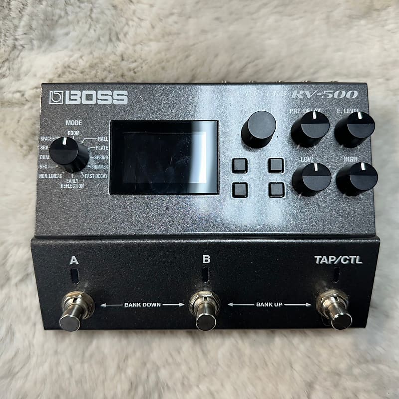 Boss RV-500