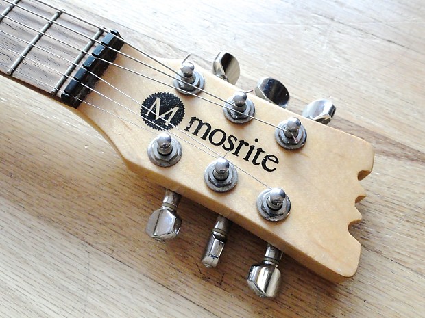 ☆極美品☆ ミニ  MOSLITE  GUITAR 1990s Mosrite Mini Octave Electric Shortscale Guitar MIJ