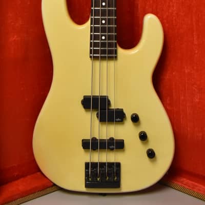 1986 Charvel Model 2B Bass White w/OHSC for sale