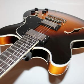 Alvarez AAT33/TSB Jazz Blues Hollowbody Electric Guitar image 4