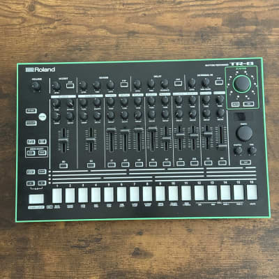 Roland AIRA TR-8 Rhythm Performer Drum Machine 2014 - Present - Black