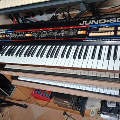Roland Juno-60 61-Key Polyphonic Synthesizer 1982 - 1984 - Black