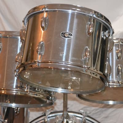 Slingerland Vintage 70's  Avante 5 Piece Drum Set Chrome image 3