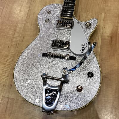 Gretsch G6129T-59 Vintage Select ’59 Silver Jet with Bigsby TV Jones Silver Sparkle image 1