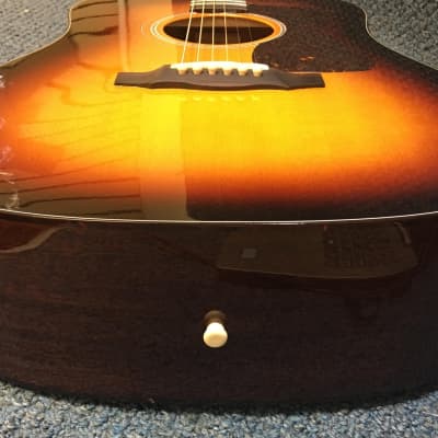 NEW Guild D40 Traditional Acoustic Guitar in Antique Sunburst w/ Hardshell Case image 2