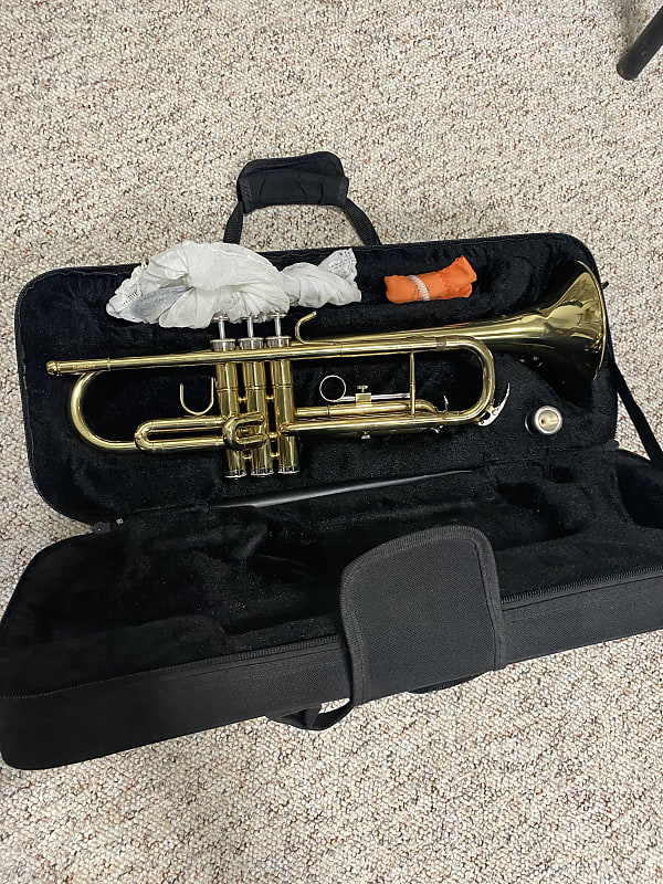Mendini B-Flat Trumpet MTT-L Gold Lacquered *2 Dents On Bell* image 1