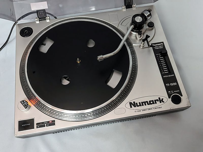 Numark TT-1520 Direct Drive Turntable DJ - Tested - Silver