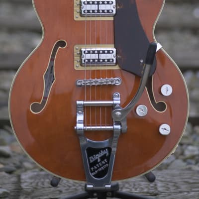 Gretsch G6659T Players Edition Broadkaster® Jr. Center Block with Bigsby® - Round-Up Orange for sale