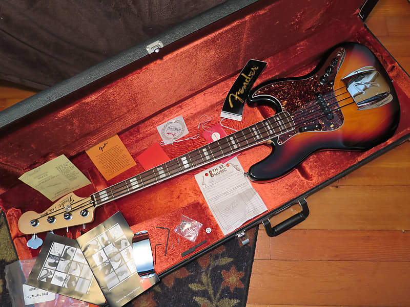 vintage 2000 Fender USA 75 reissue jazz bass sunburst