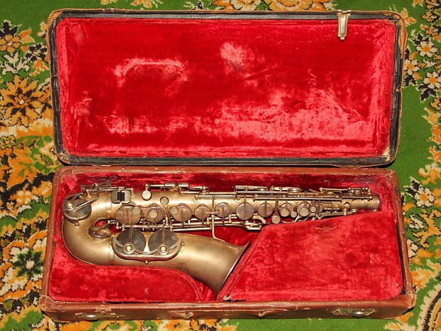 VINTAGE Alto saxophone Weltklang, for restoration 1975 image 1