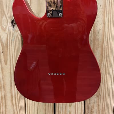 Smiger 69 T Style 2023 - Candy Apple Red with free gig bag. image 7