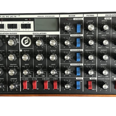 Moog Minimoog Voyager RME Rack Mount Edition Monophonic Synthesizer 2005 - 2015 - Black