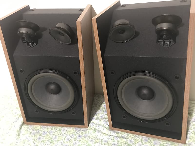Bose 301 Series 3 . Left and Right speaker system 1980 | Reverb