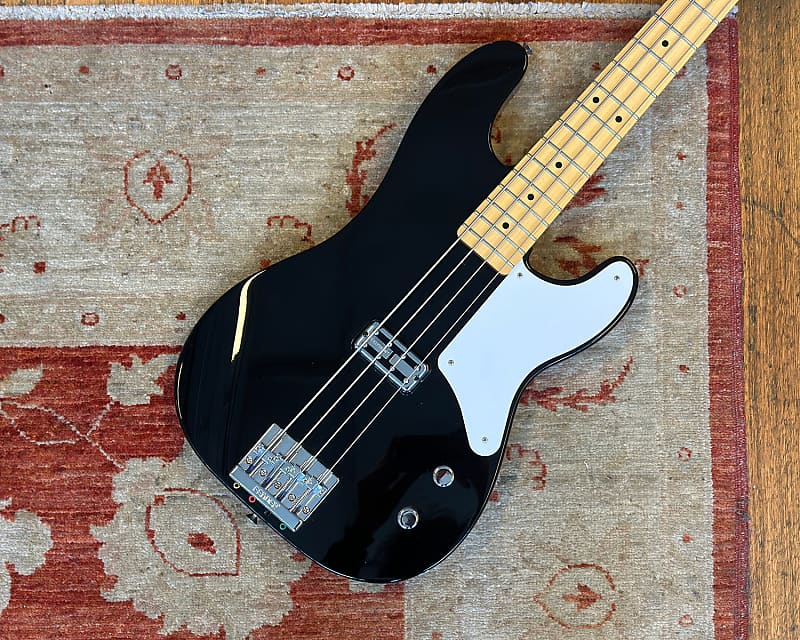 ベース Fender Cabronita bass Fender Cabronita Precision Bass - Black | Sweetwater