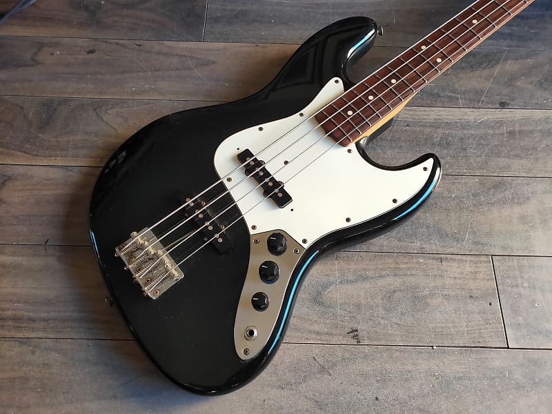 1993 Squier (Fender Japan) Silver Series Jazz Bass (Black)