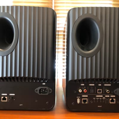 KEF LS50 Wireless Speakers - Piano Black image 3