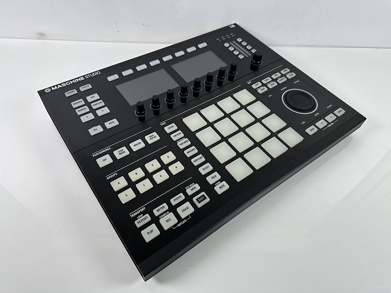 【美品】Maschine Studio Black Native Instruments MASCHINE Studio Black | USA