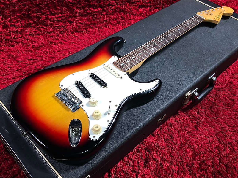 Tokai SS40 Electric Guitar Stratocaster Silver Star Japan Vintage Sunburst  Hard Case