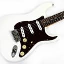 2019 Fender American Ultra Stratocaster with Rosewood Fretboard Arctic Pearl