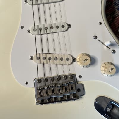 80s Japanese Fender Stratocaster White/Creme With Fender Hardshell Case image 4