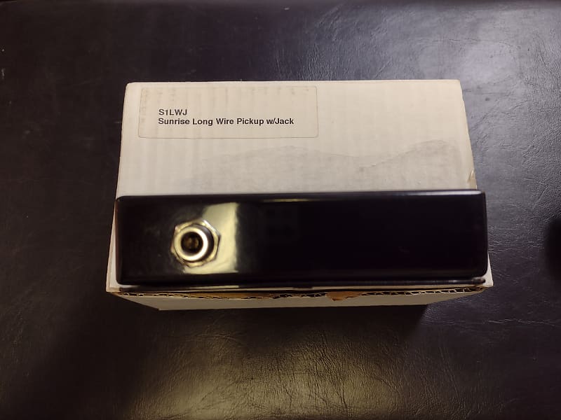 Sunrise S1LWJ acoustic pickup and SB1 Preamp buffer box