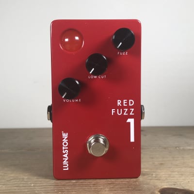Lunastone Red Fuzz 1 Red image 2