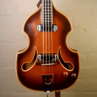 C1960 Herbert Todt PERLGOLD Violin Bass. Solid woods Archtop image 3